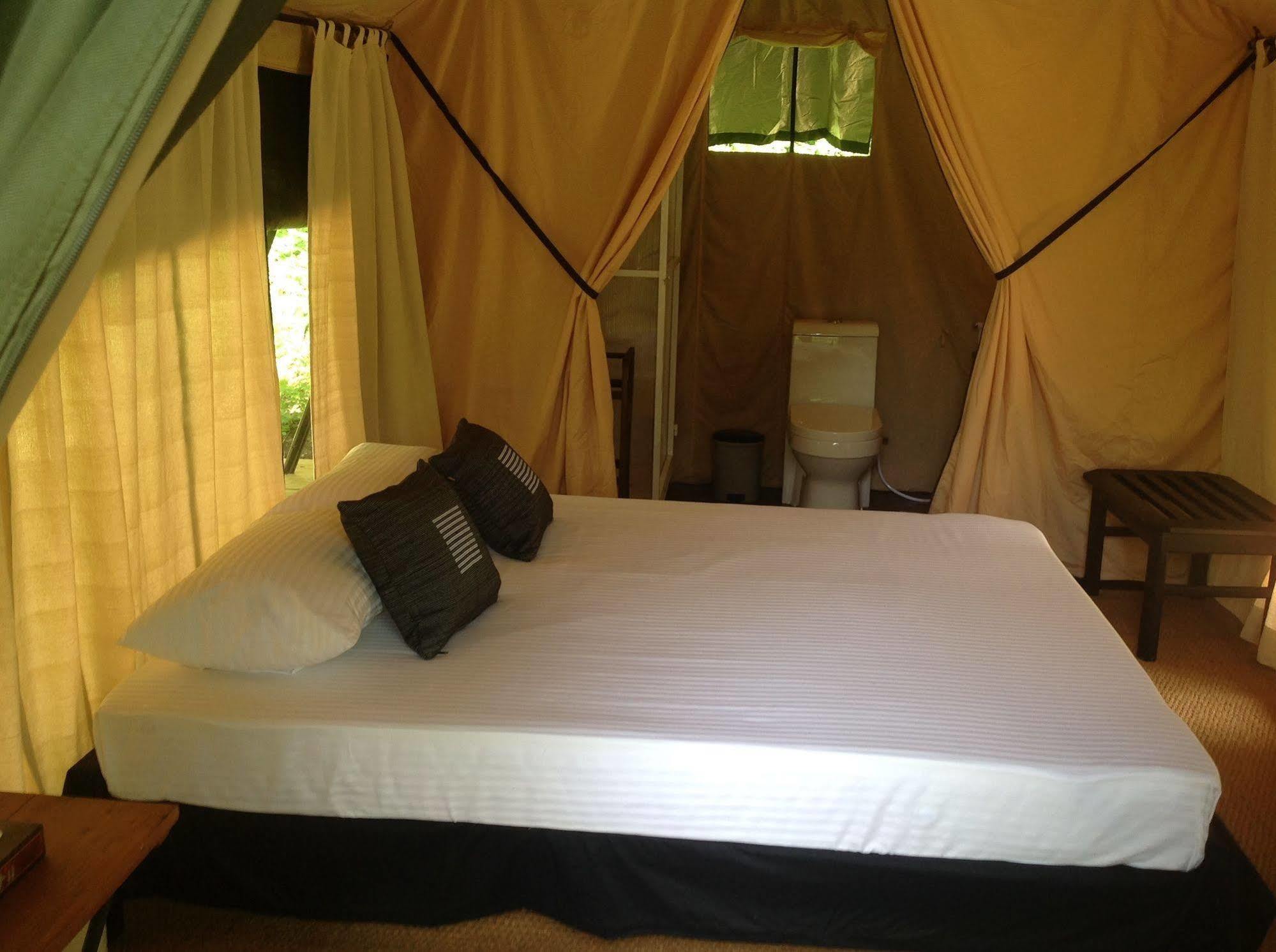 Kula Kula Luxury Camping Resort Udawalawe Exteriör bild