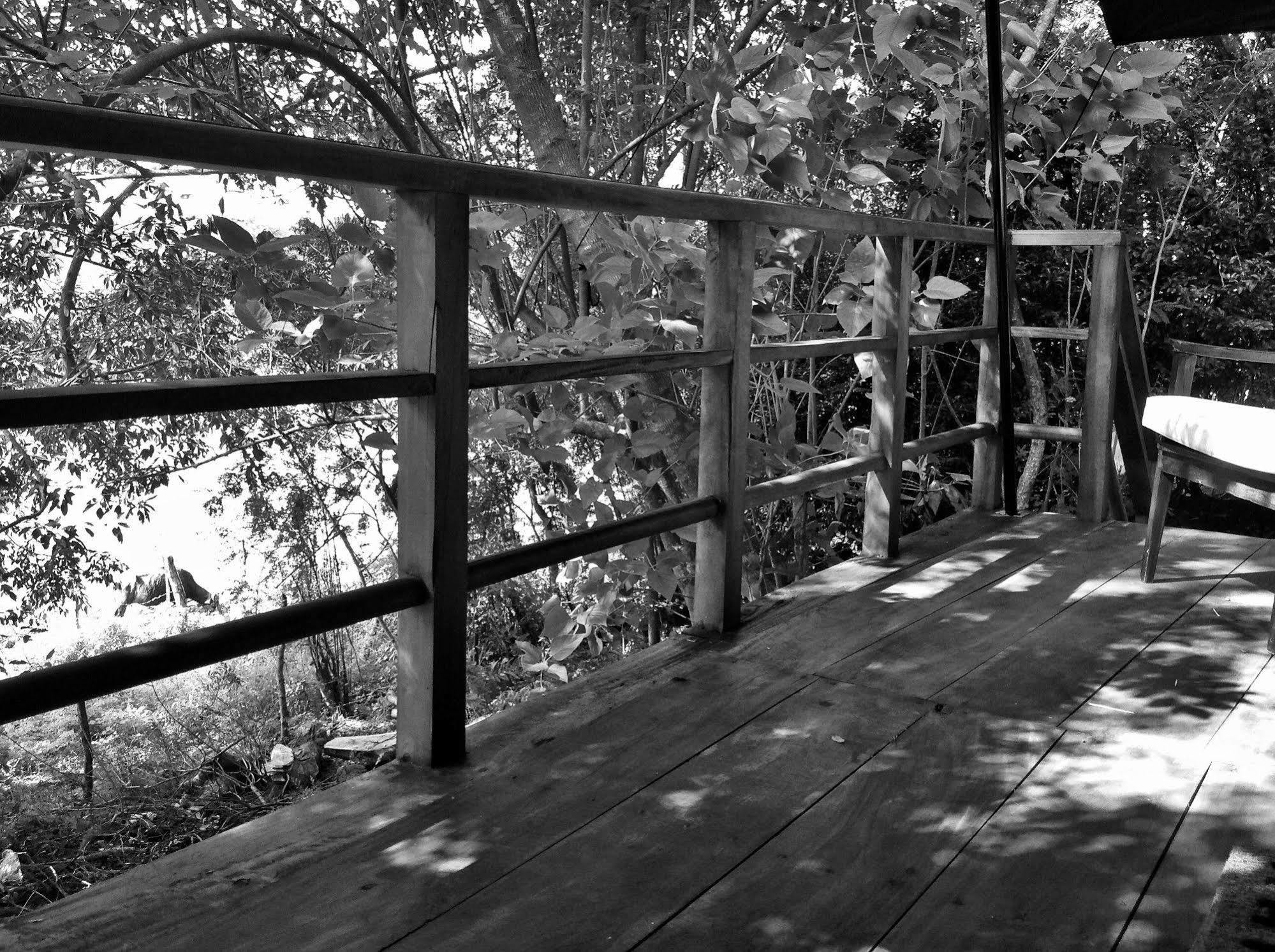 Kula Kula Luxury Camping Resort Udawalawe Exteriör bild